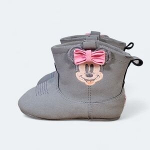 Disney Soft Faux Suede Minnie Mouse Baby Boots Size 18 - 24 months